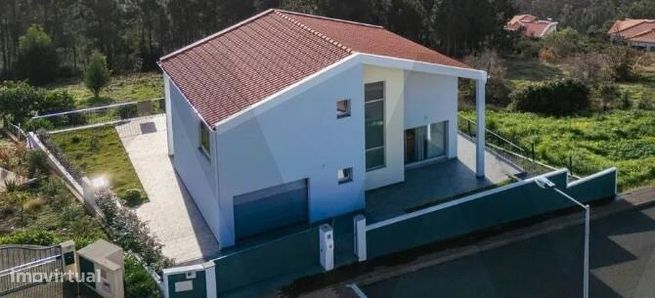 Moradia T3 com Piscina e Vista Mar nos Prazeres | Calheta-17