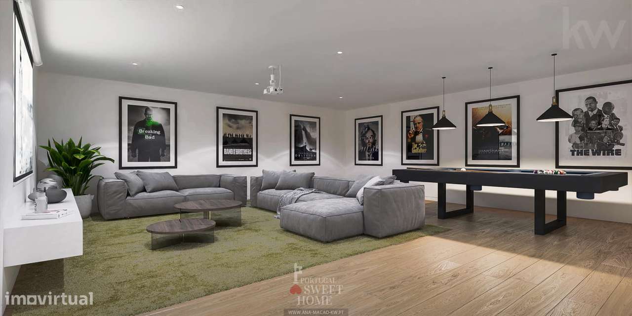 Moradia de Luxo T5, com Piscina e Garagem para 2 viaturas-24