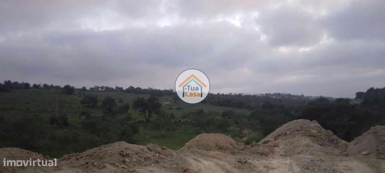 Terreno Rústico com Viabilidade de Construção de Hotel - Grande imagem: 4/15