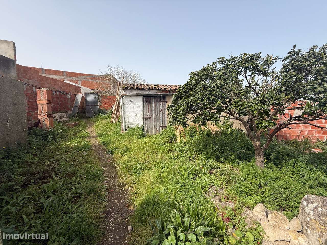 Casa com anexos e quintal - Olho Marinho, Óbidos-10