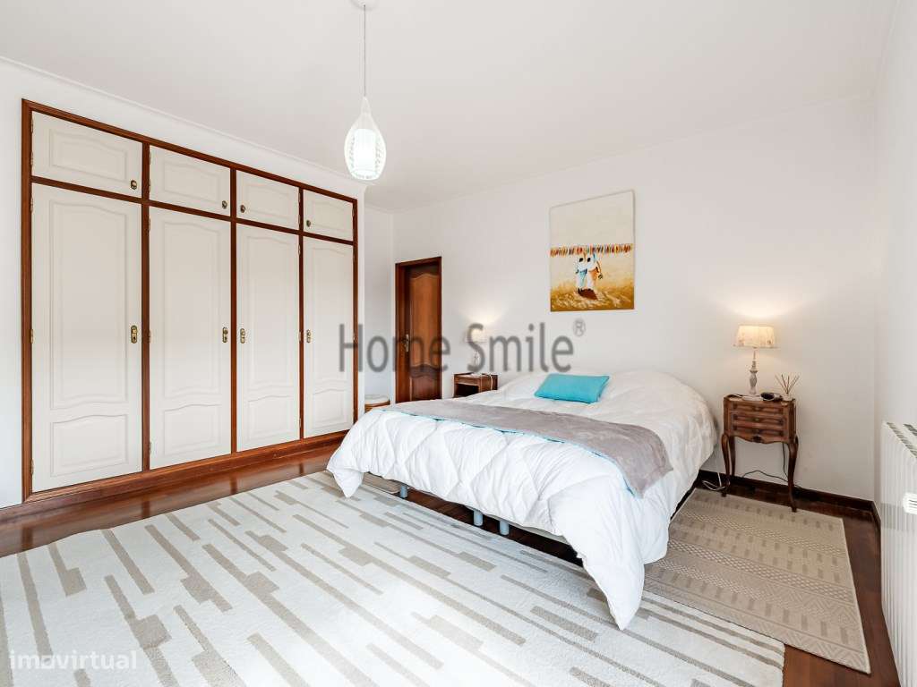 MORADIA COM PISCINA. EXCELENTE QUALIDADE-25