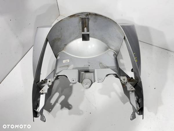 Czacha owiewka Piaggio X8 125 - 11