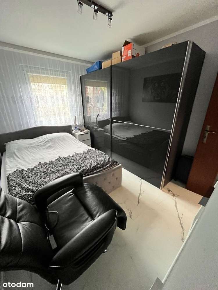 I piętro, do zamieszkania 2 pokoje Lubań-5