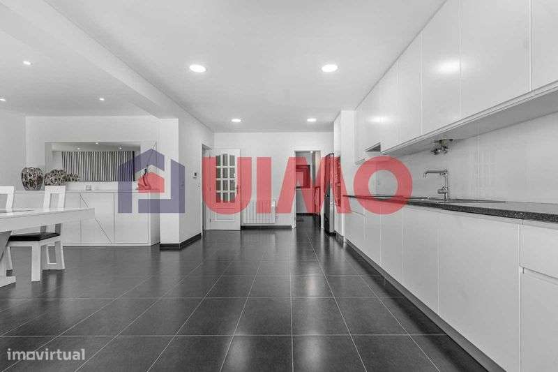 Moradia T4, São Martinho do Campo, Póvoa de Lanhoso - Grande imagem: 4/12