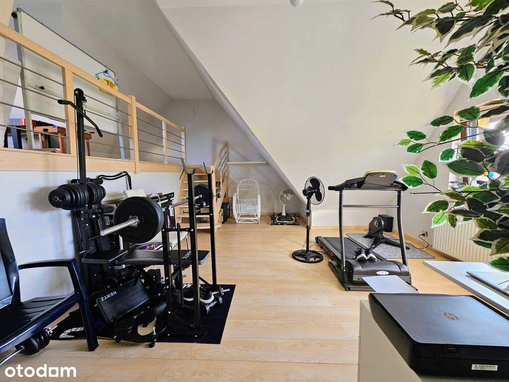 Na sprzedaż umeblowany dom/szereg Oława-10