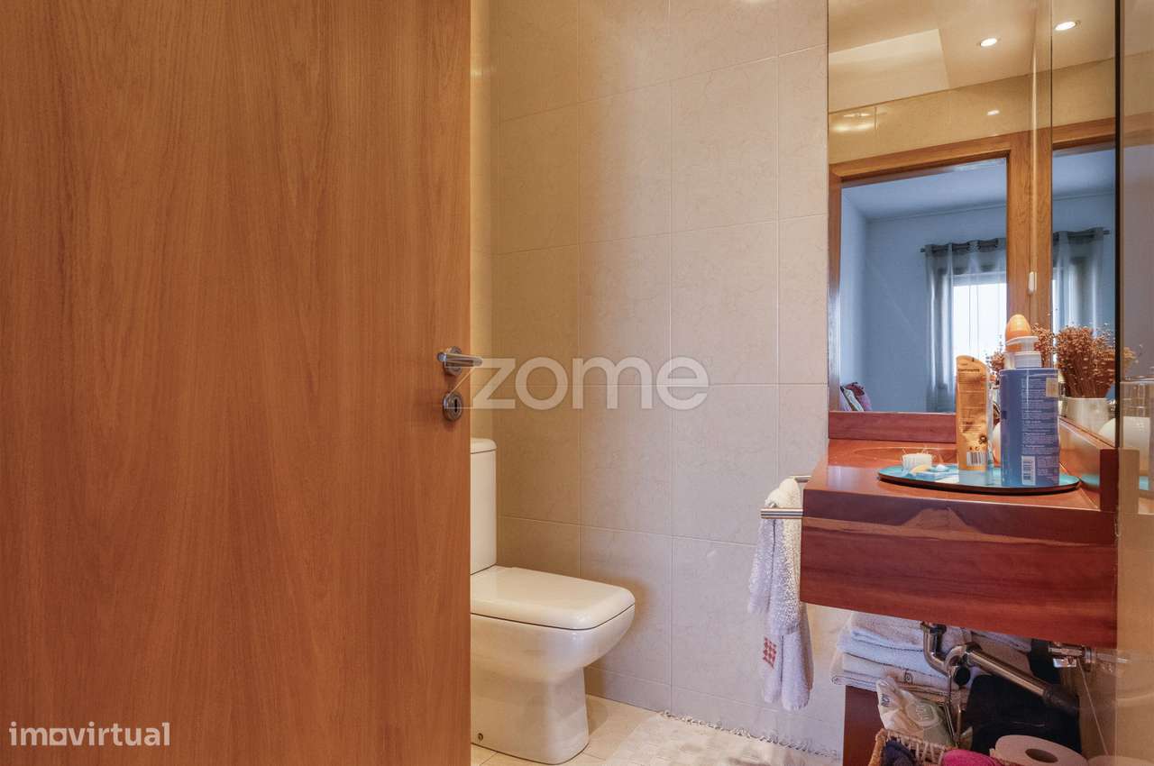 Moradia T4 com 4 suítes, na Rua Gomes Teixeira, Matosinhos-33