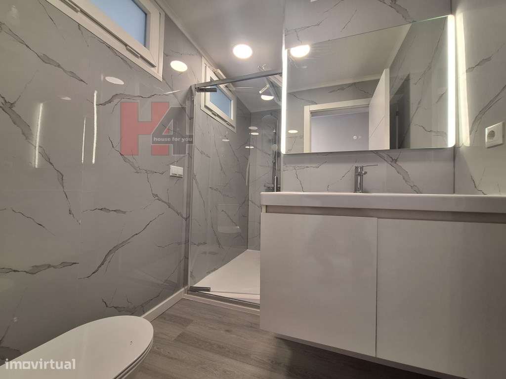 Apartamento T2 totalmente remodelado em Oeiras próximo da praia-12