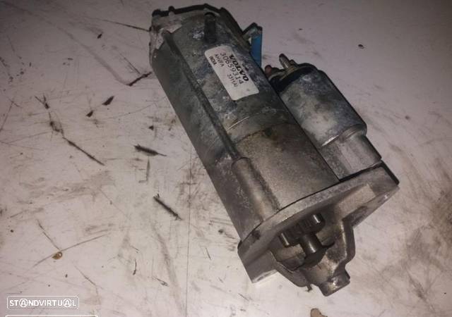 Motor de arranque Volvo V40 2.0D 2014 - 1