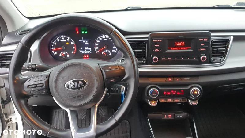 Kia Rio 1.4 L - 13