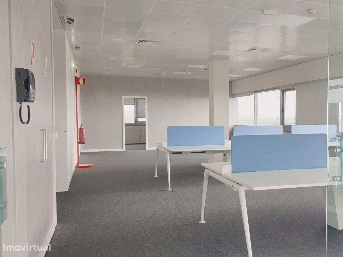 Escritório Venda Taguspark | 620 m2 | Inclui 11 Lug. Estacionamento-7