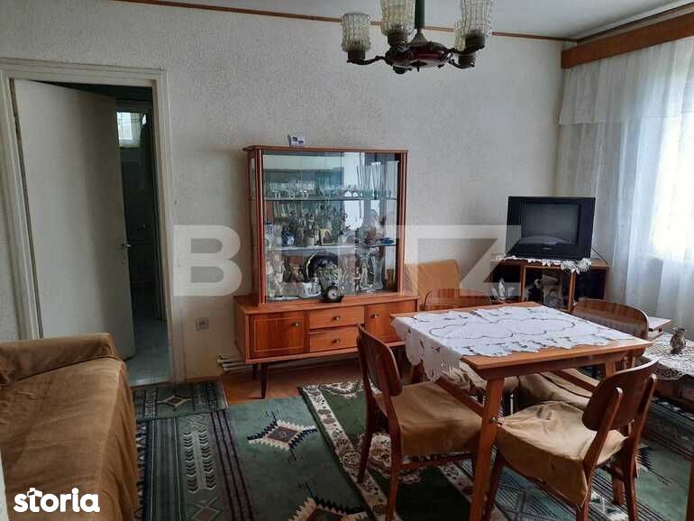 Apartament 2 camere, semidecomandat, zona hotel Bucovina