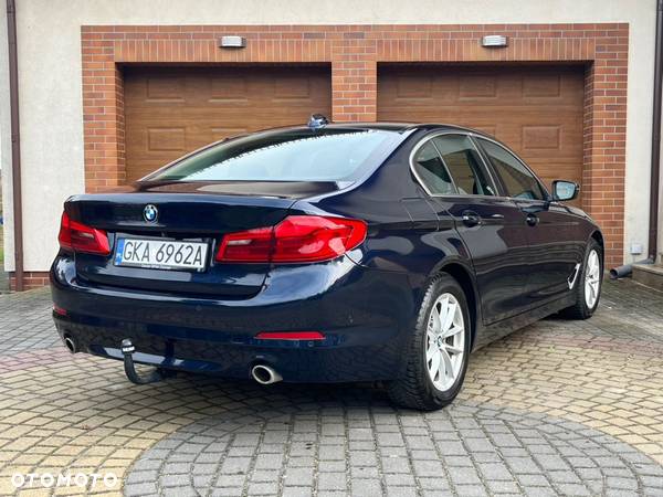 BMW Seria 5 520d - 5