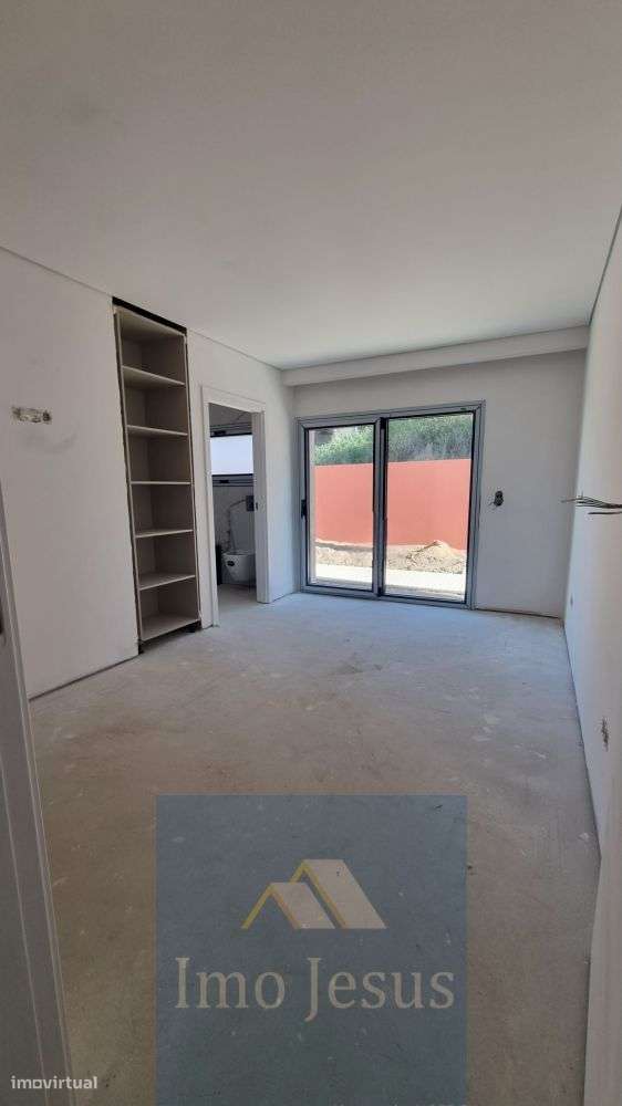 Moradia Terrea T3+1 em Vila Nova de Gaia-24