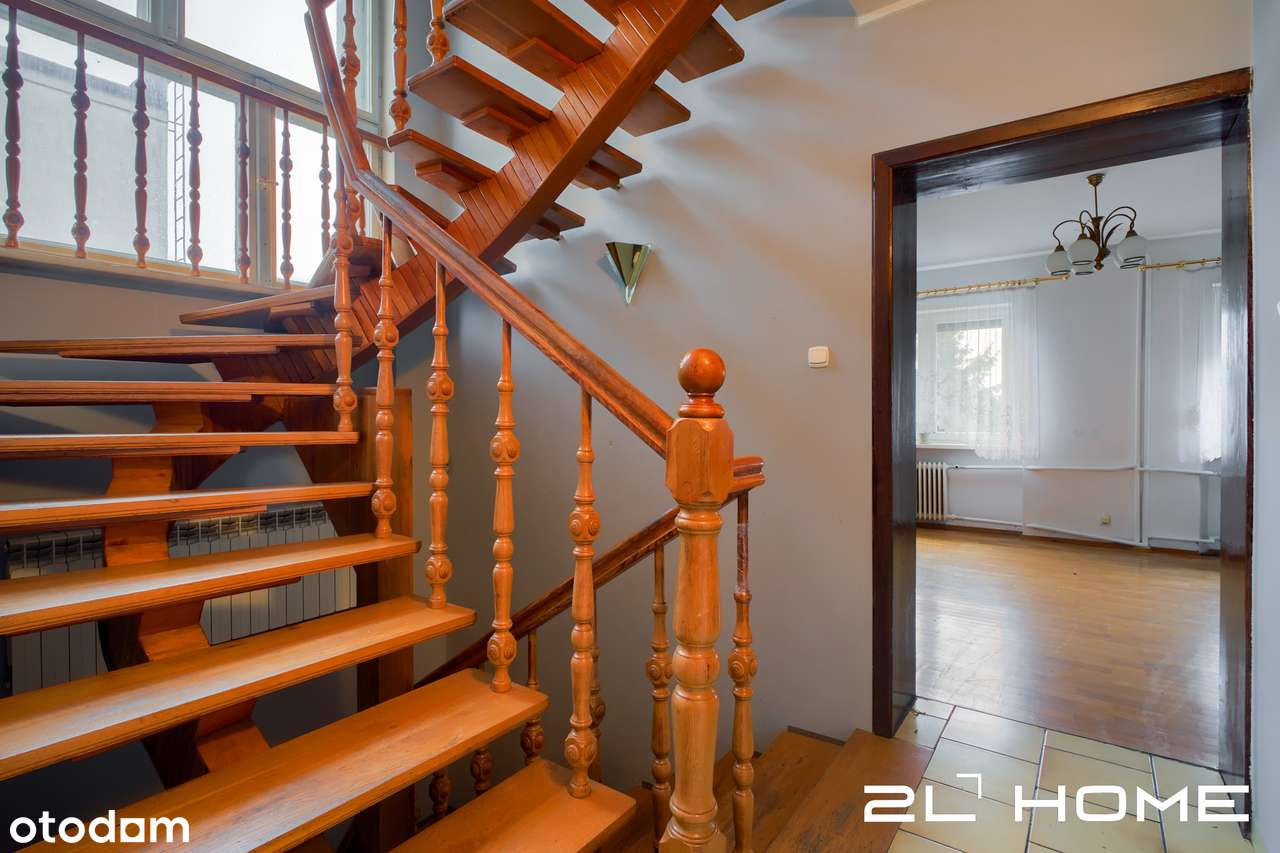 DOM z potencjałem | 181,7m2 | Spokojna okolica --> Sprawdź ofertę!-9