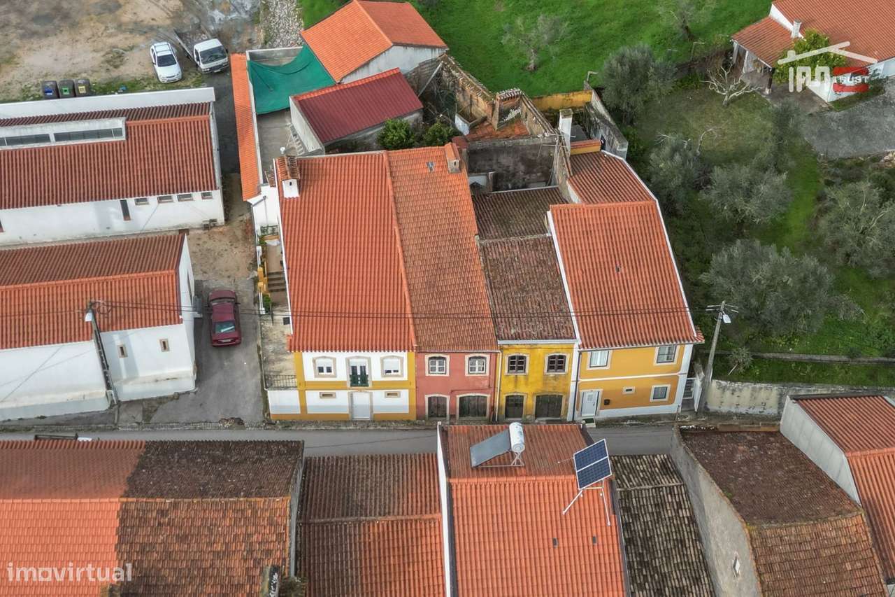 Moradia T2 com Projeto Aprovado em TOMAR já com telhado novo e isol...-24