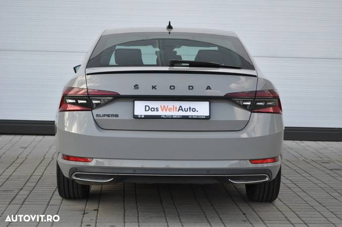 Skoda Superb 2.0 TSI DSG Sportline - 7