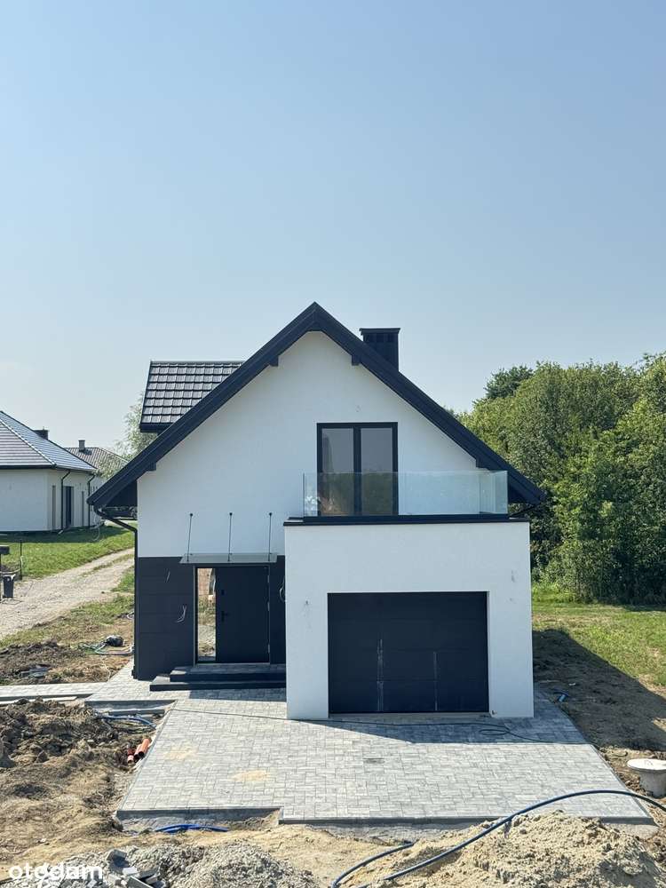 Nowoczesny dom wolnostojący 153 m² w Tarnowie (Dom przy kolorowej 2)