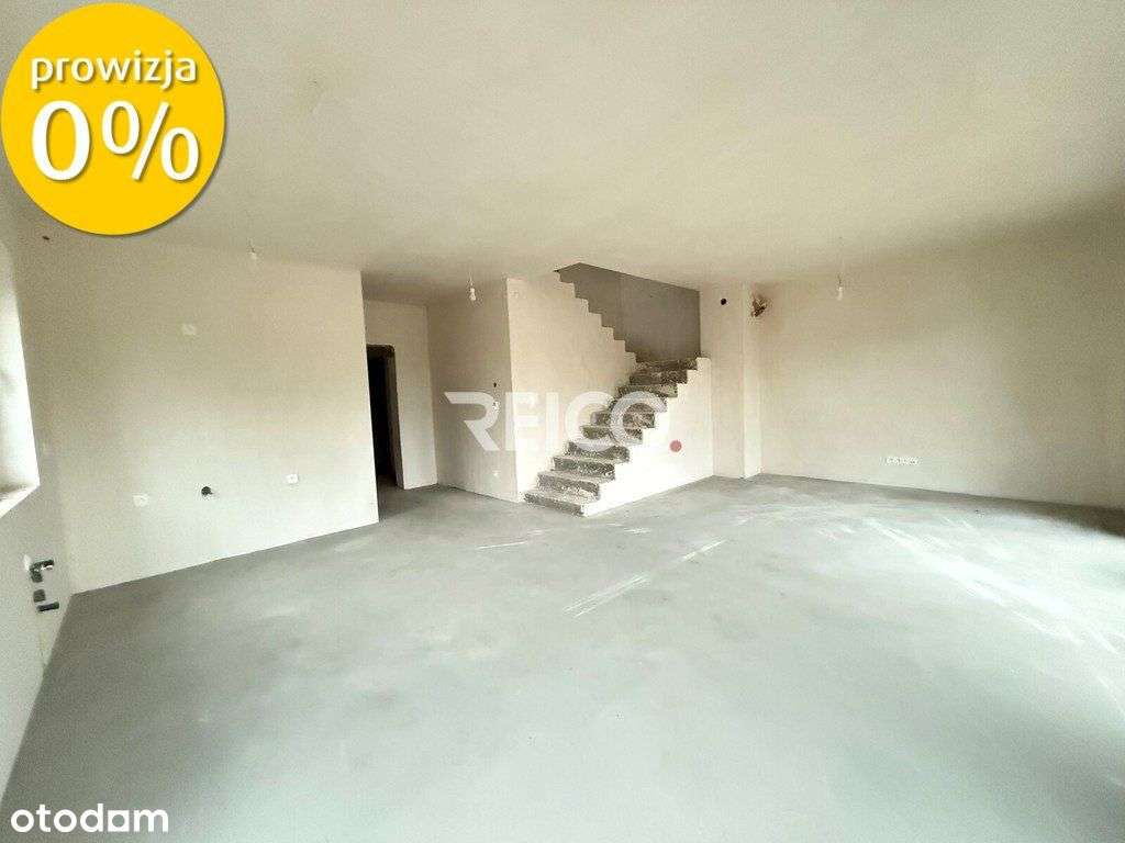 połowa bliźniaka, wysoki standard, 4 sypialnie-11