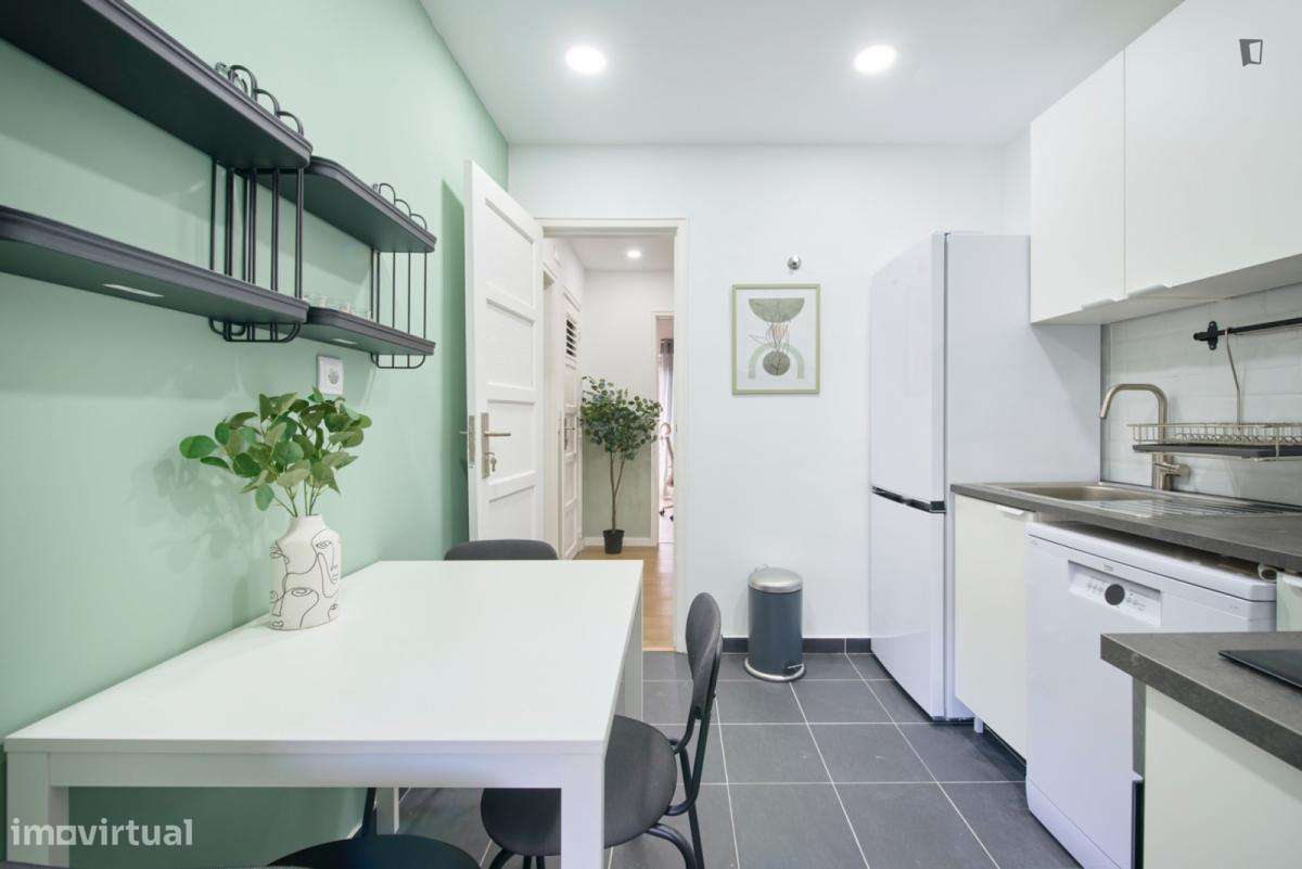 Quarto - localizado em Amadora Lisbon - Grande imagem: 4/10