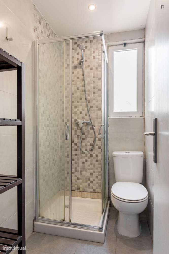 Quarto - localizado em Picoas Lisbon - Grande imagem: 5/21