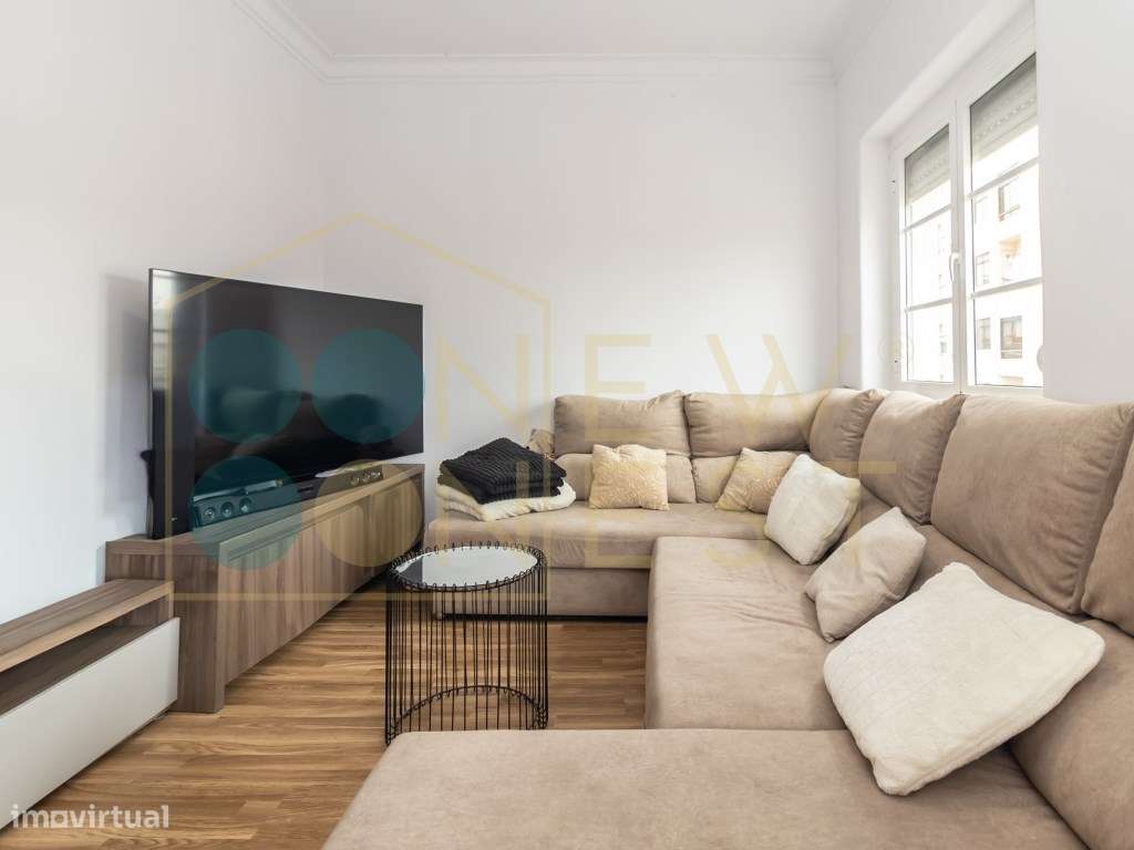 Apartamento T2+1 com excelente luz natural, varanda e logradouro co...-3