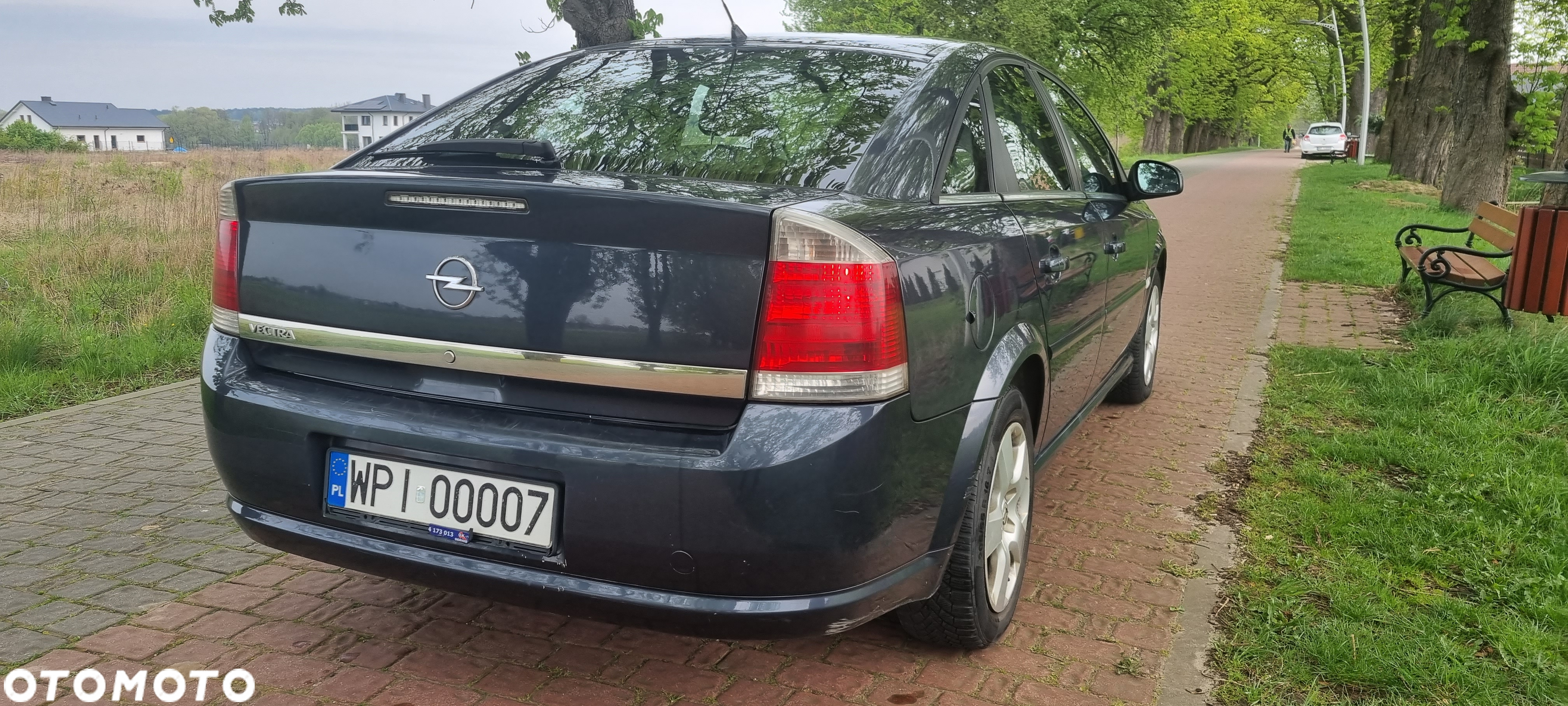 Opel Vectra 1.9 CDTI Sport - 25