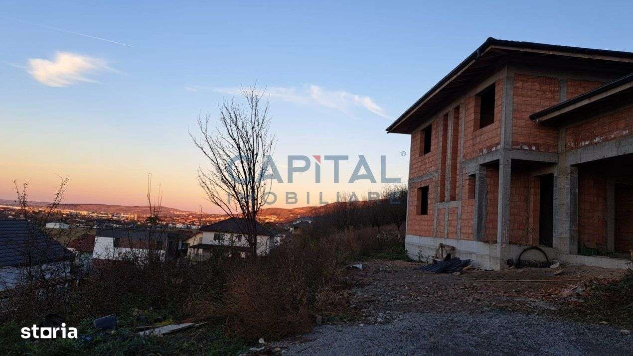 Casa cu garaj, zona Planoare - Imagine principală: 5/17