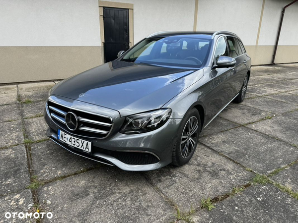 Mercedes-Benz Klasa E 220 d 4-Matic 9G-TRONIC - 3