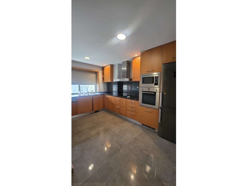 **Apartamento T3 em Valadares em condomínio fechado - Oportunidade ... - Grande imagem: 3/21