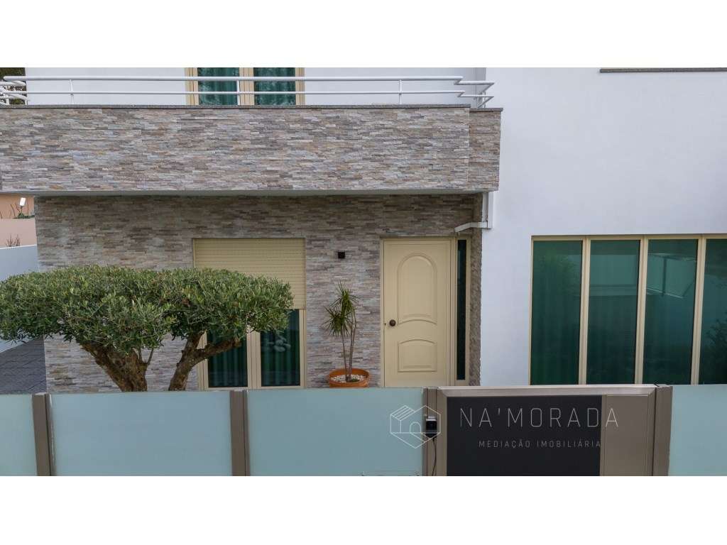 Moradia geminada T3 em São João de Ver - Áreas diferenciadas-37