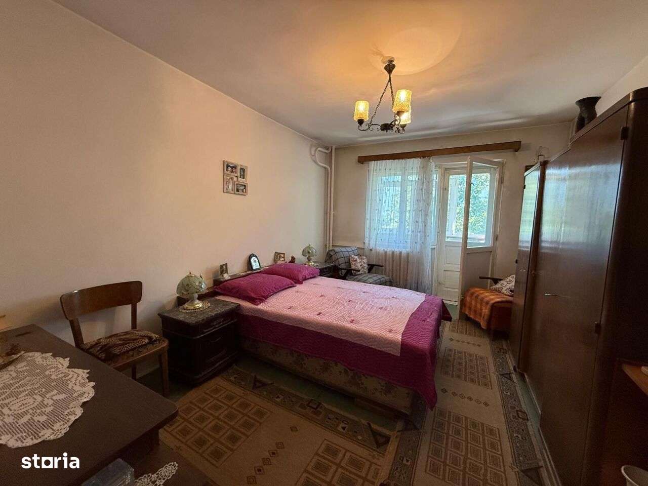 2 Camere Decomandat Metrou la 8 Minute-6