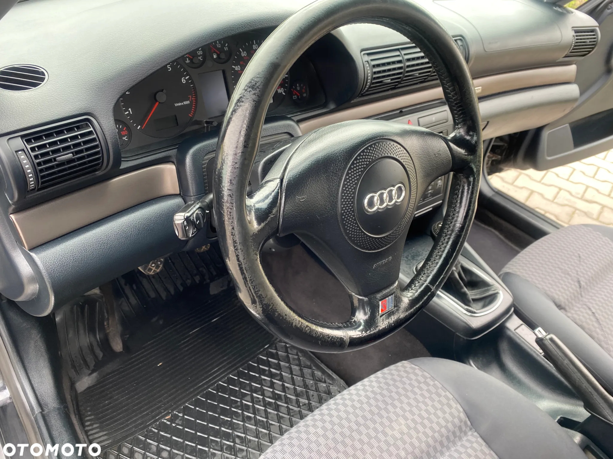 Audi A4 Avant 1.8T Quattro - 7