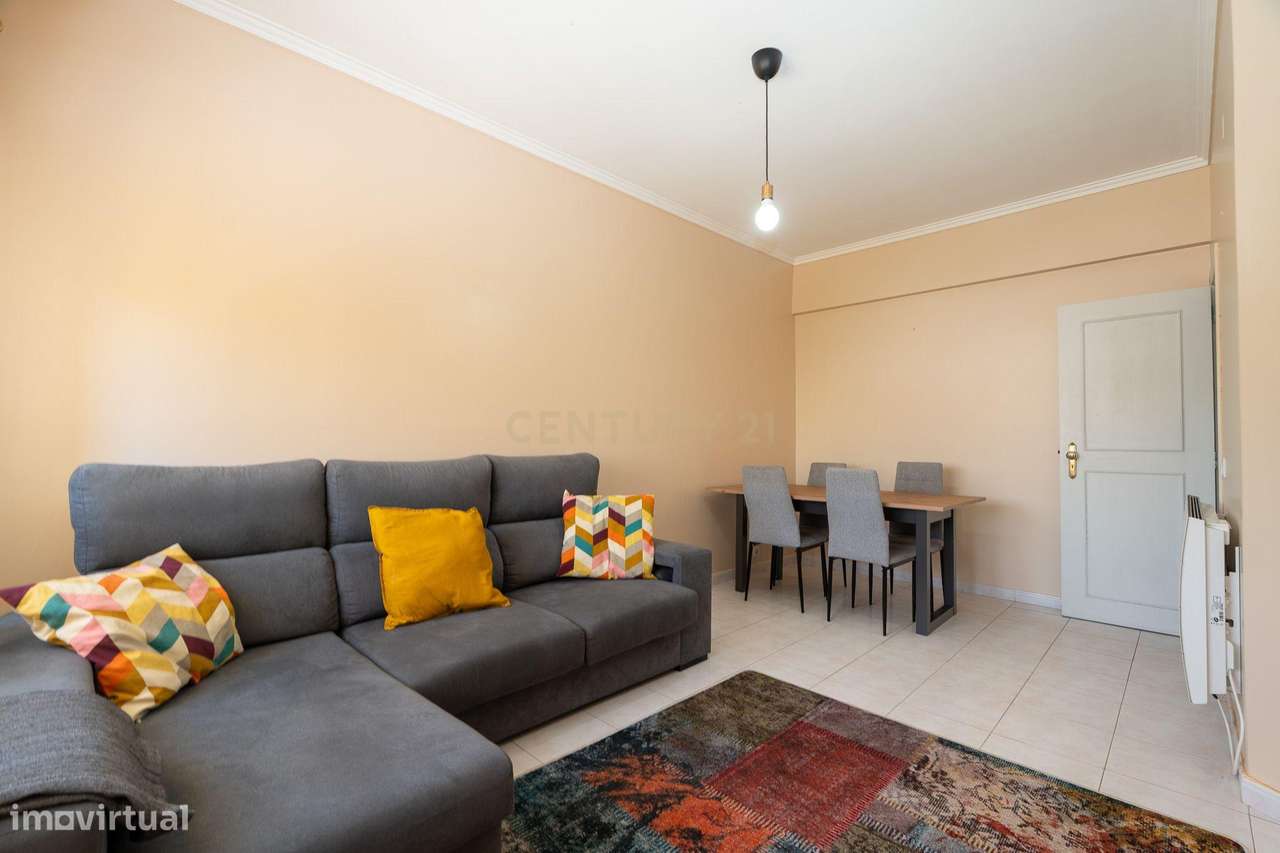 ** APARTAMENTO T2 NA AMADORA, PERTO DO METRO E DO COMBOIO ** - Grande imagem: 3/28