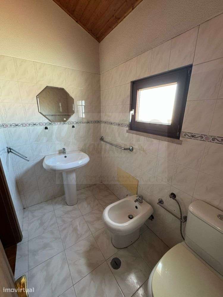venda independente moradia / Quinta-39
