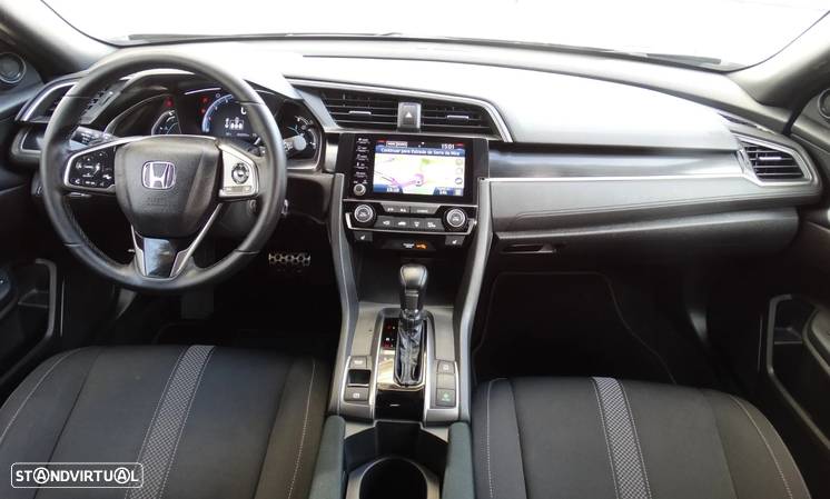 Honda Civic 1.0 i-VTEC Elegance Navi CVT - 32