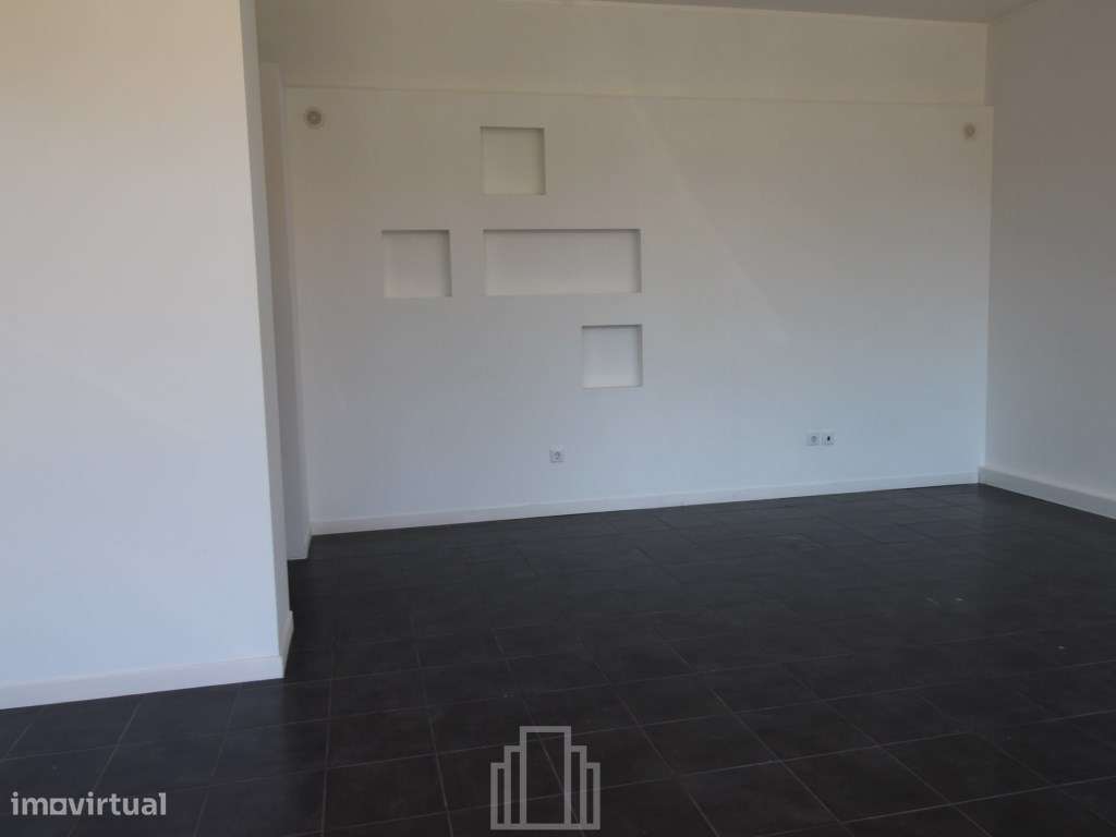 Loja - Esmoriz - Grande imagem: 3/9