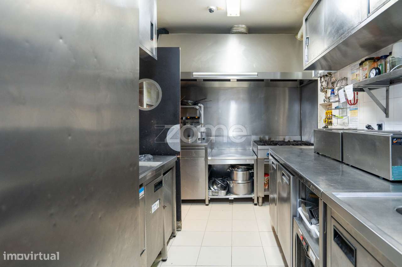 Espaço Comercial para Trespasse em Algés–Miraflores-18
