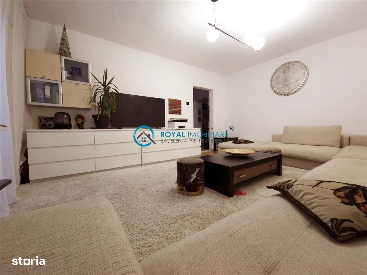Royal Imobiliare - Vanzare Apartament 3 Camere Zona Cantacuzino