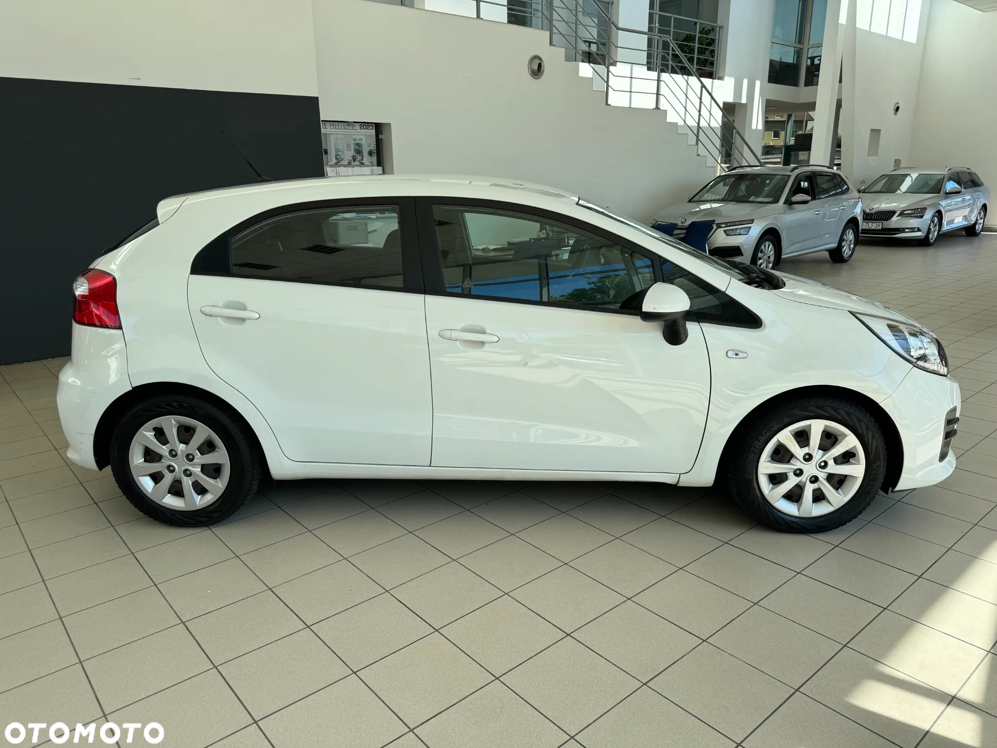 Kia Rio 1.2 Attract - 9