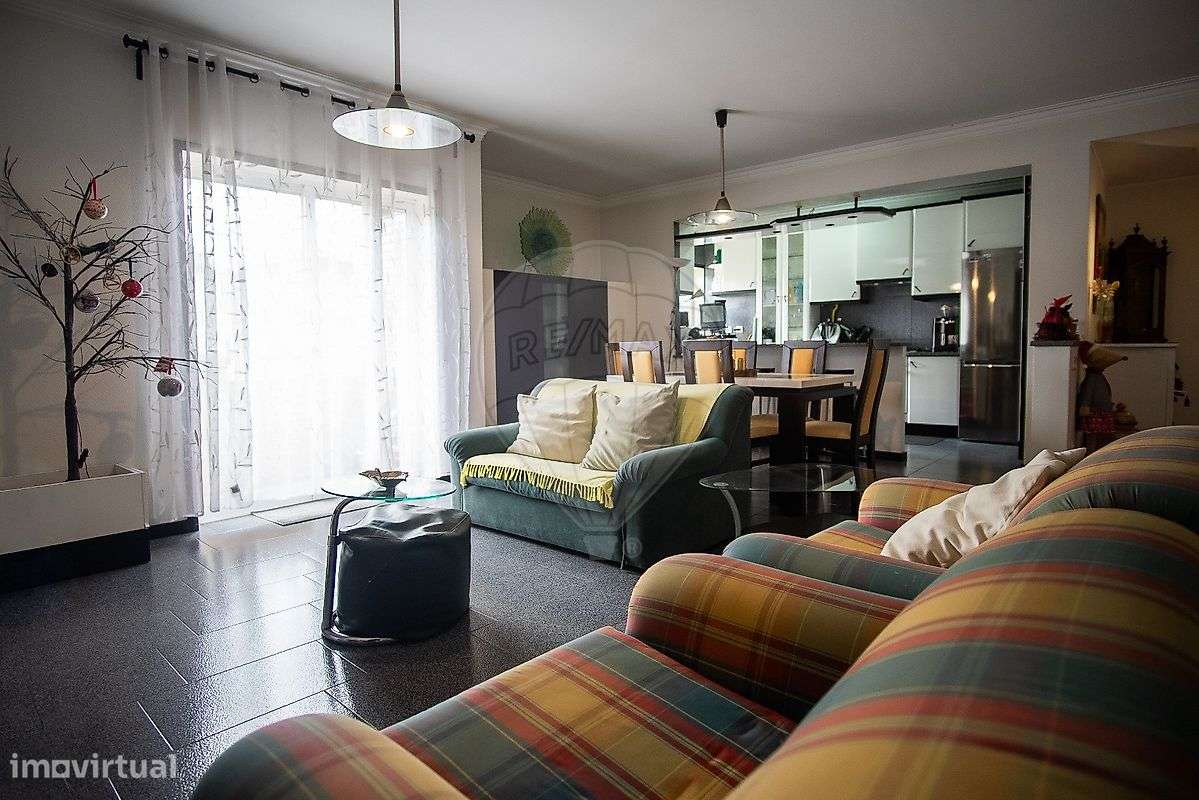 Apartamento, 198 m², Braga (Maximinos, Sé e Cividade)-8