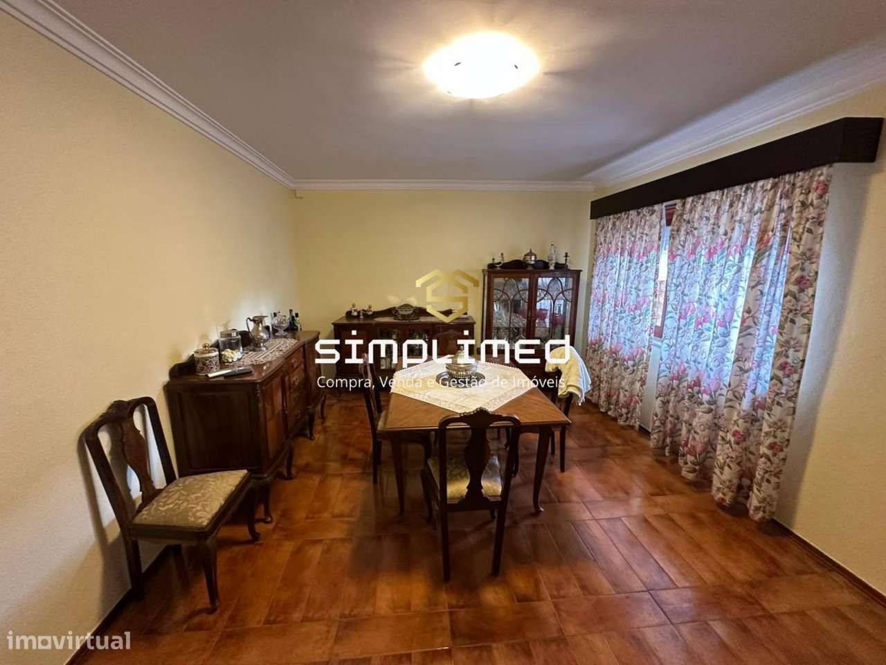 Moradia Triplex T4 proximo ao centro de Arganil - Grande imagem: 5/22