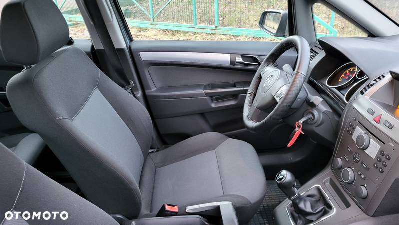 Opel Zafira 1.6 Enjoy - 7