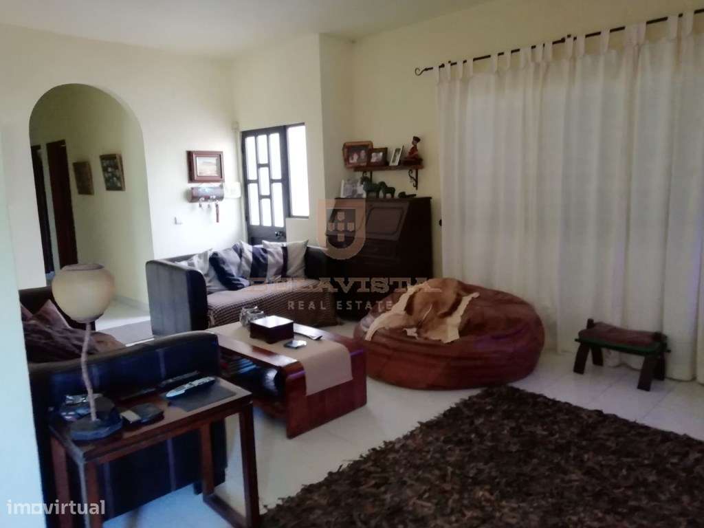 Moradia T3 com vista esplêndida para a montanha, em Loulé - Grande imagem: 5/17