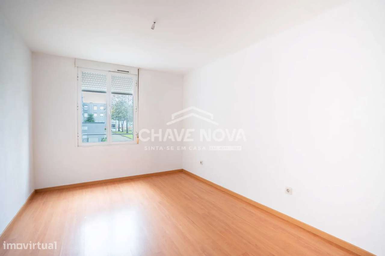 Apartamento T2+1 em Gulpilhares-5