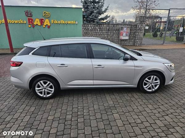 Renault Megane Grandtour TCe 140 GPF TECHNO - 4