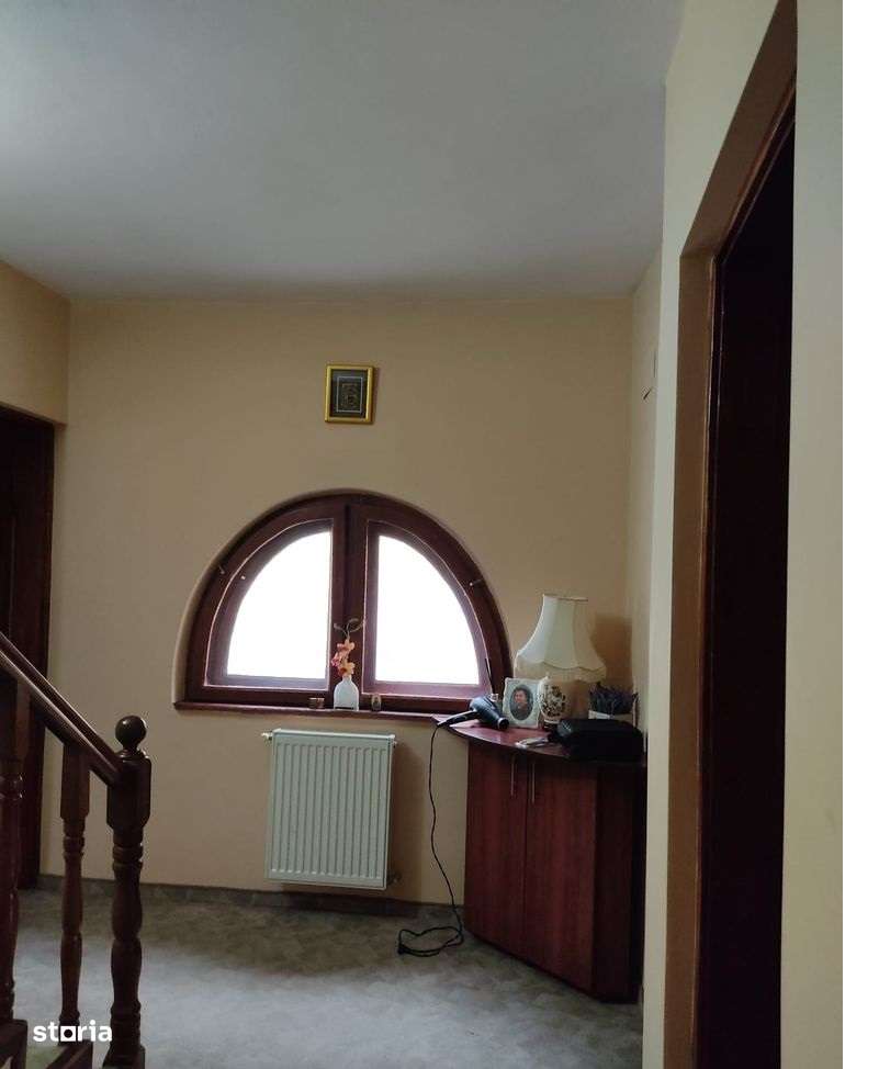 Vila 5 camere  zona Brancoveanu, Piata Sudului - Imagine principală: 2/11