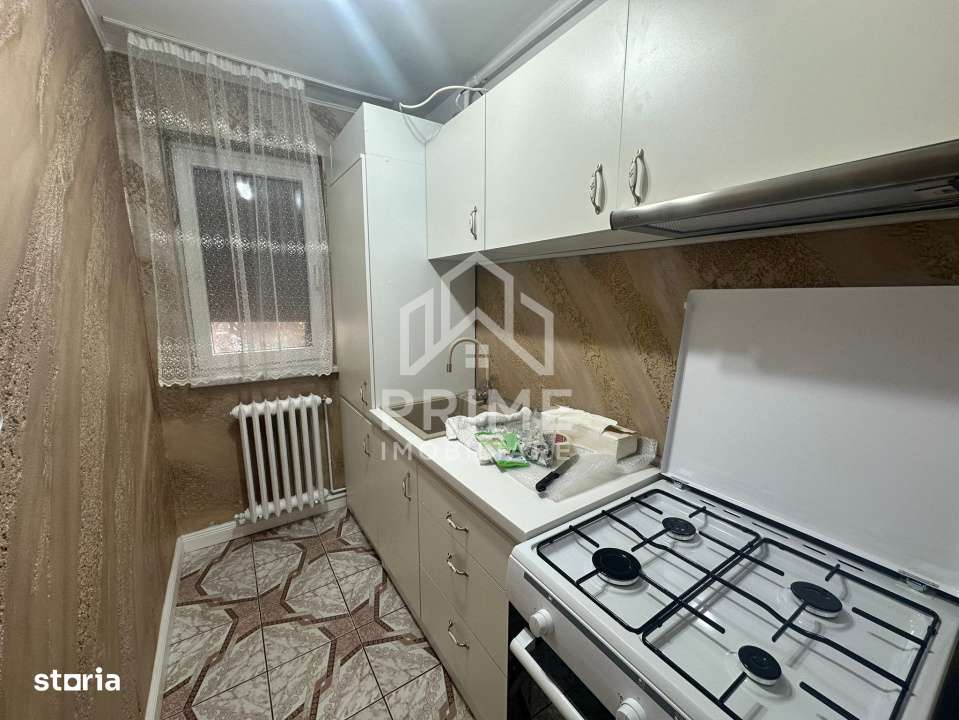 Apartament 2 camere| parter| zona Cugir - Imagine principală: 3/4