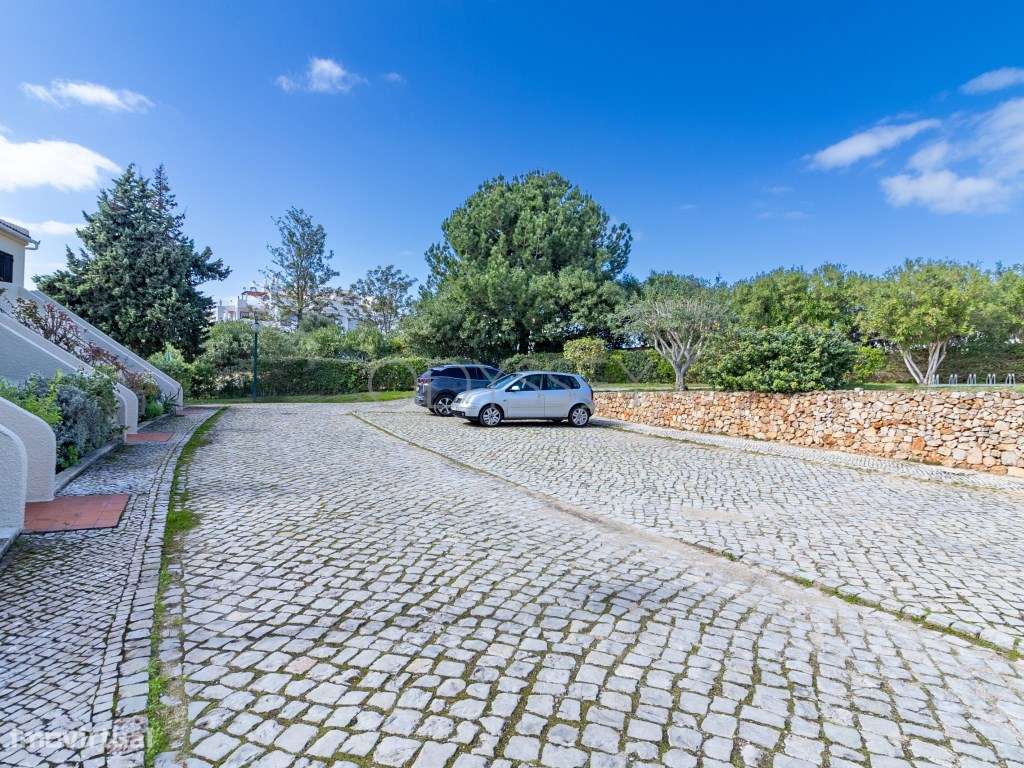 Charmoso Apartamento de 2 Quartos Rés-do-Chão com Grande Jardim Pri...-25