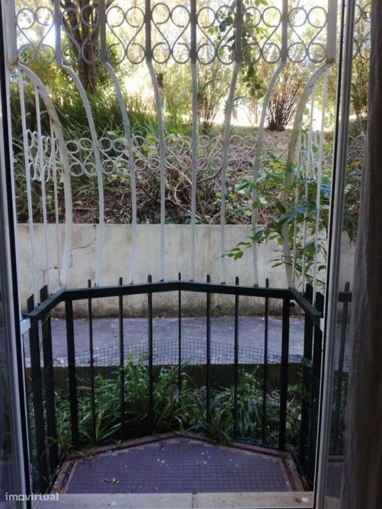 Quarto - localizado em Lisbon - Grande imagem: 2/10