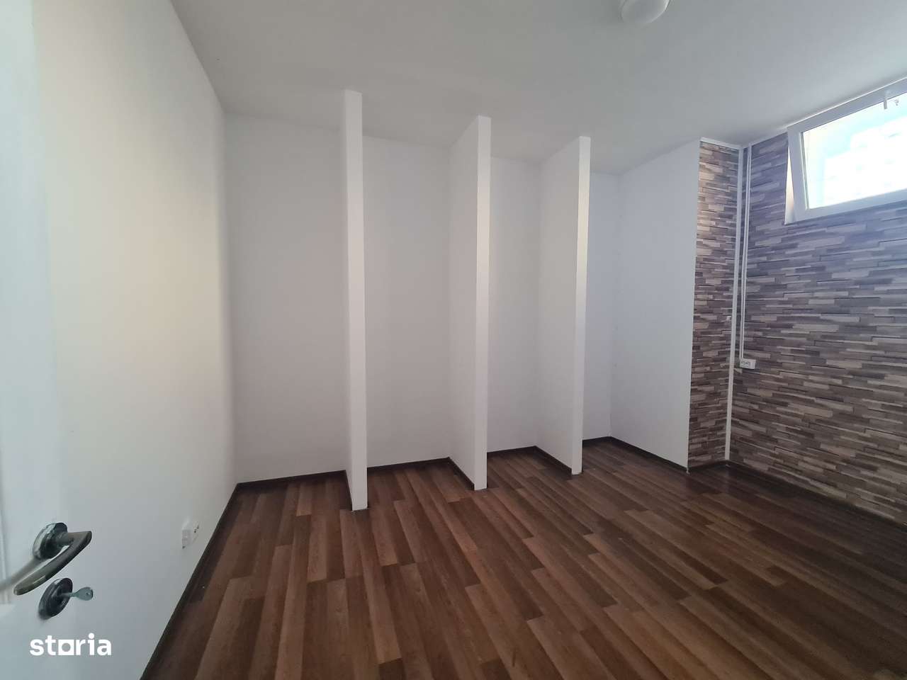 Spatiu comercial zona Gara Adjud-4